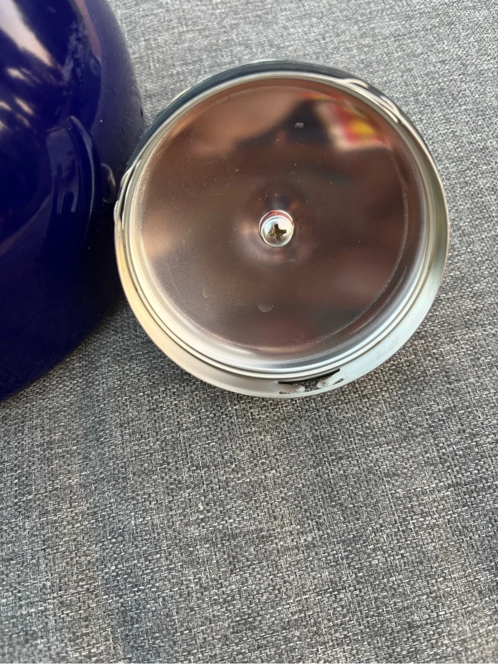Chantal 1.8 Quart Whistling Tea Kettle